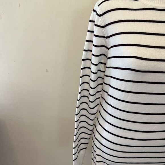 French Connection winter white and wine striped turtleneck sweater Size L New - Picture 3 of 9